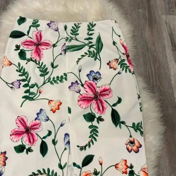Express white floral print knee length pencil skirt sz m 8/10 - Picture 4 of 6